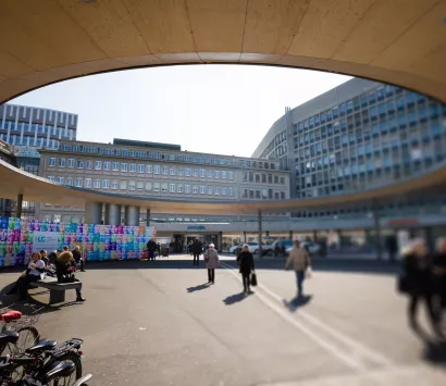 Entrée des urgences des Hôpitaux universitaires de Genève